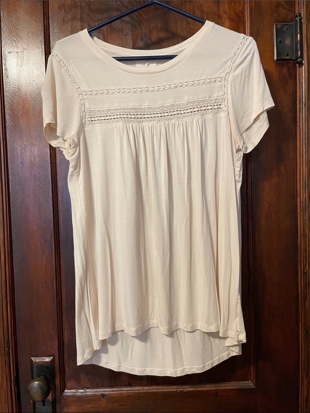 Cupio Cream Short Sleeve Lace-Trim Top